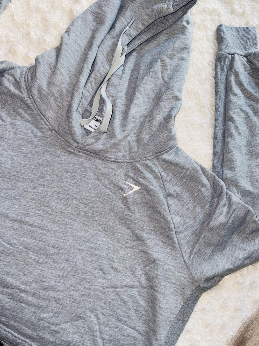 Gymshark Women's Gray Cropped Hoodie - Size XL